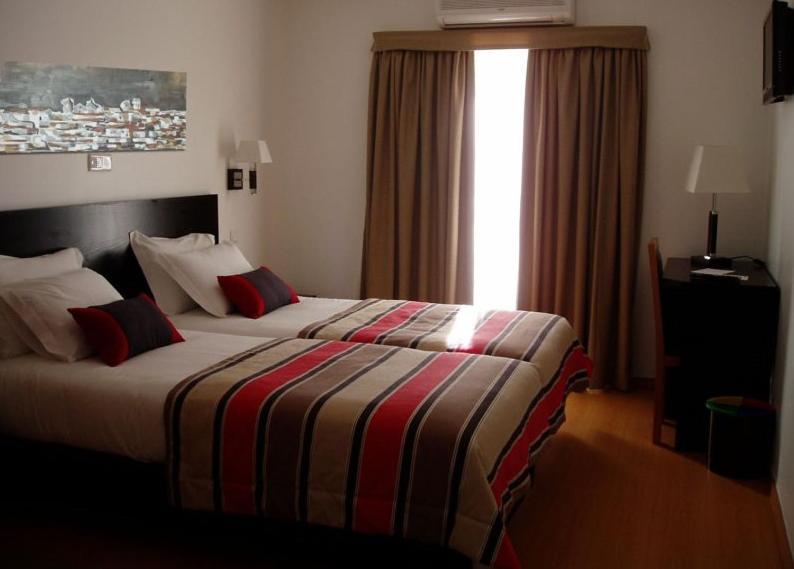 Hotel A Esteva Castro Verde Habitación foto